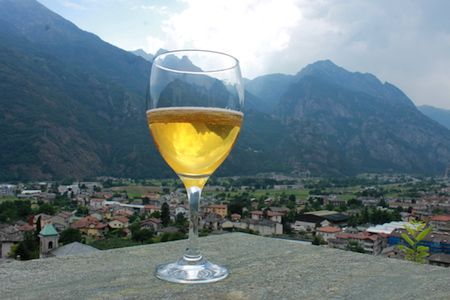 Beer and wine tasting in Northern Italy